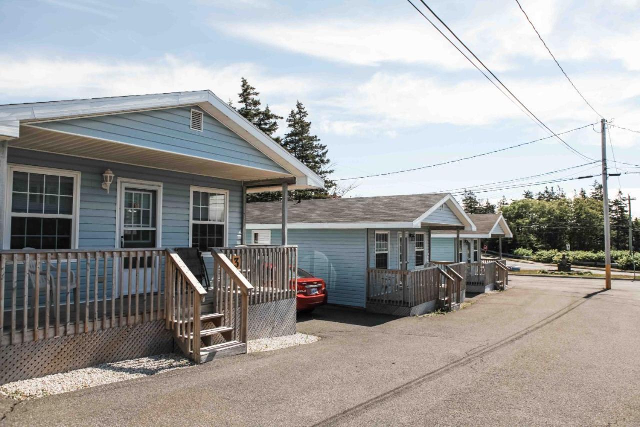 Peck'S Housekeeping Cottages Louisbourg Ngoại thất bức ảnh